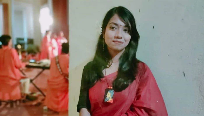 দীপাবলির প্রদীপের আগুনে দগ্ধ রুয়েট ছাত্রীর মৃত্যু